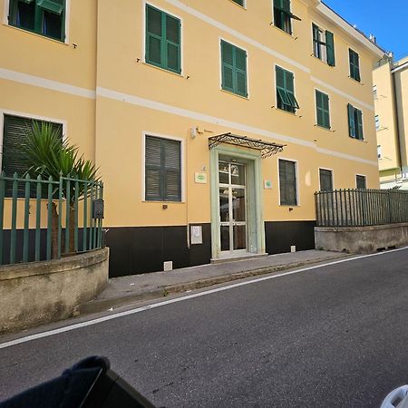 House Leomar Di Sara Hotel Genoa Exterior photo